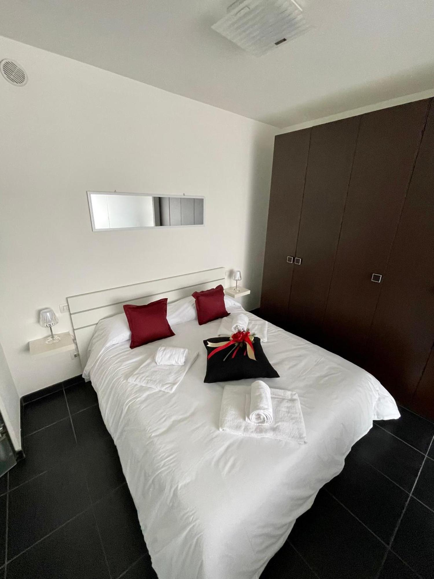 Boutique11 Apartment Сиена Екстериор снимка